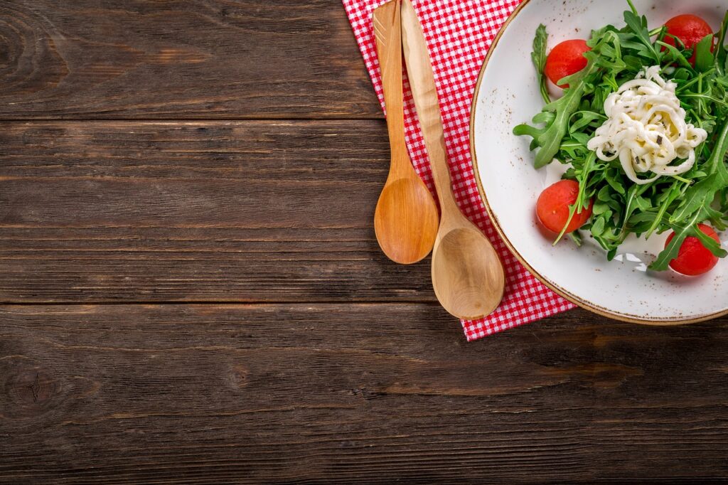 How To Build A Healthy Salad For Nutrient-Rich Meal How To Build A Healthy Salad For Nutrient-Rich Meal